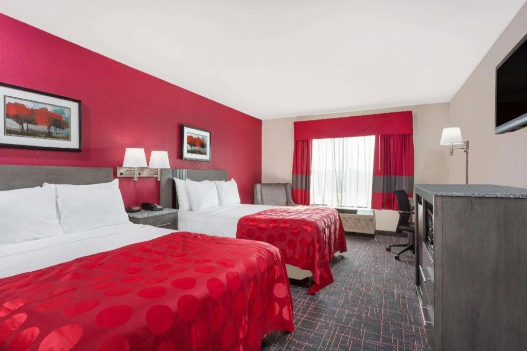 Clarion Pointe - Greensboro Coliseum Area Eksteriør billede